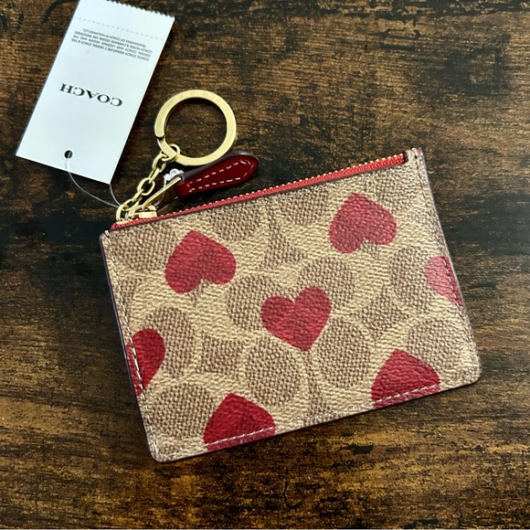 Coach Mini Skinny Id Case In Signature Canvas With Heart Print - Picture 8 of 8